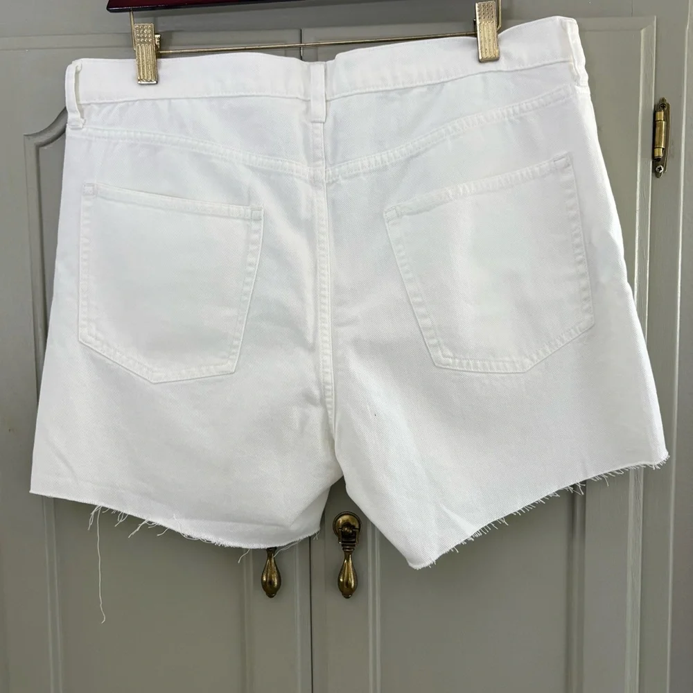 GAP Boyfriend Denim Short | Optic White‎ | Size 12